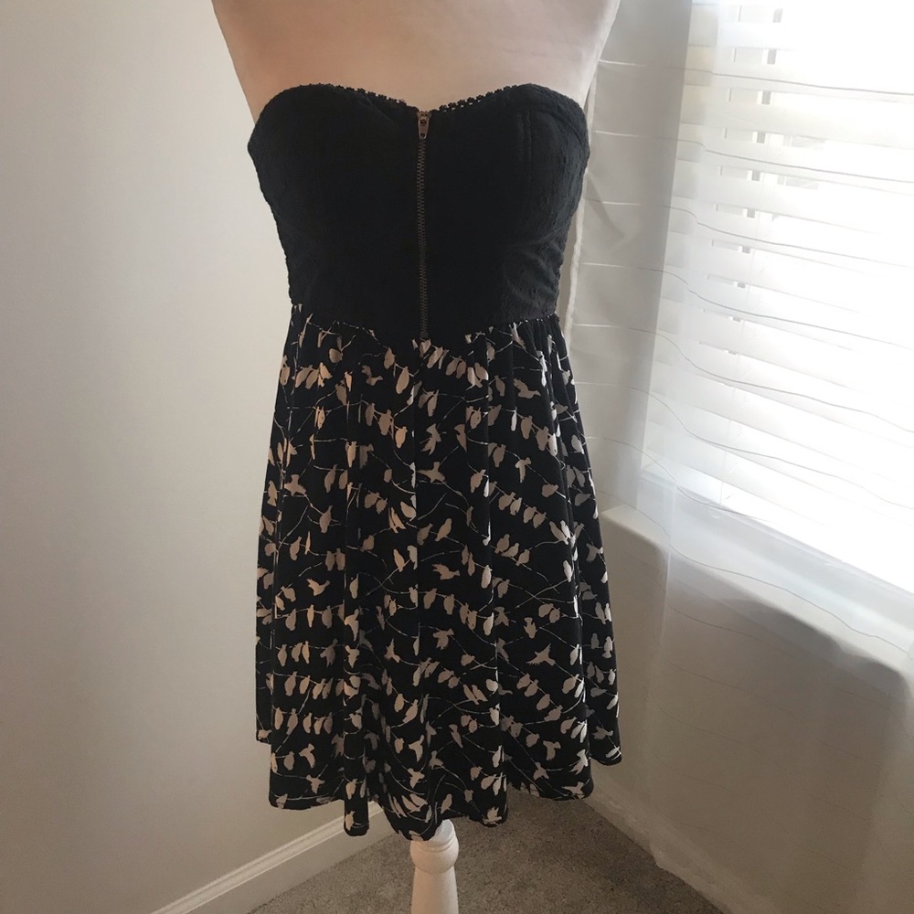Strapless dress